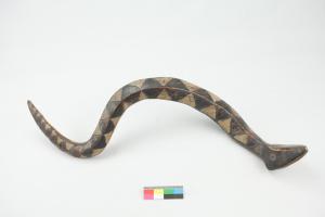 木雕百步蛇